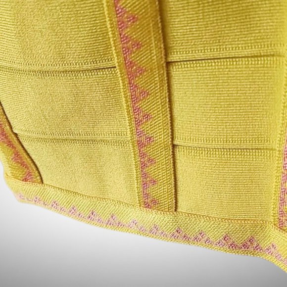 Herve Leger Stunning Bandage Dress in Citrus Yellow and Pink Accent. Size: L - Picture 11 of 11